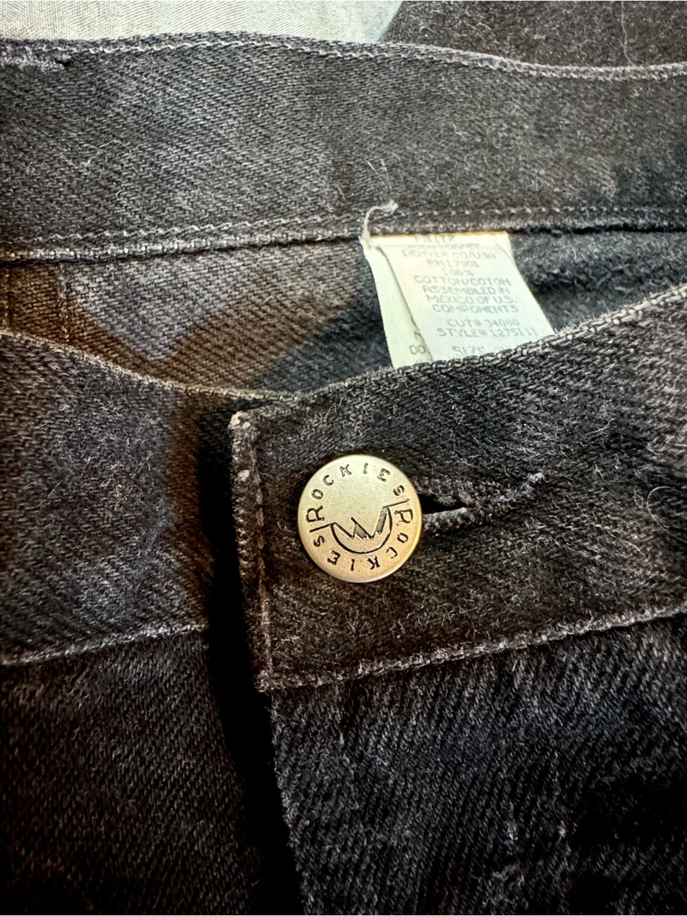 Vintage ROCKIES- Rocky Mountain black bare back high rise western jean 32/34 - Picture 6 of 12